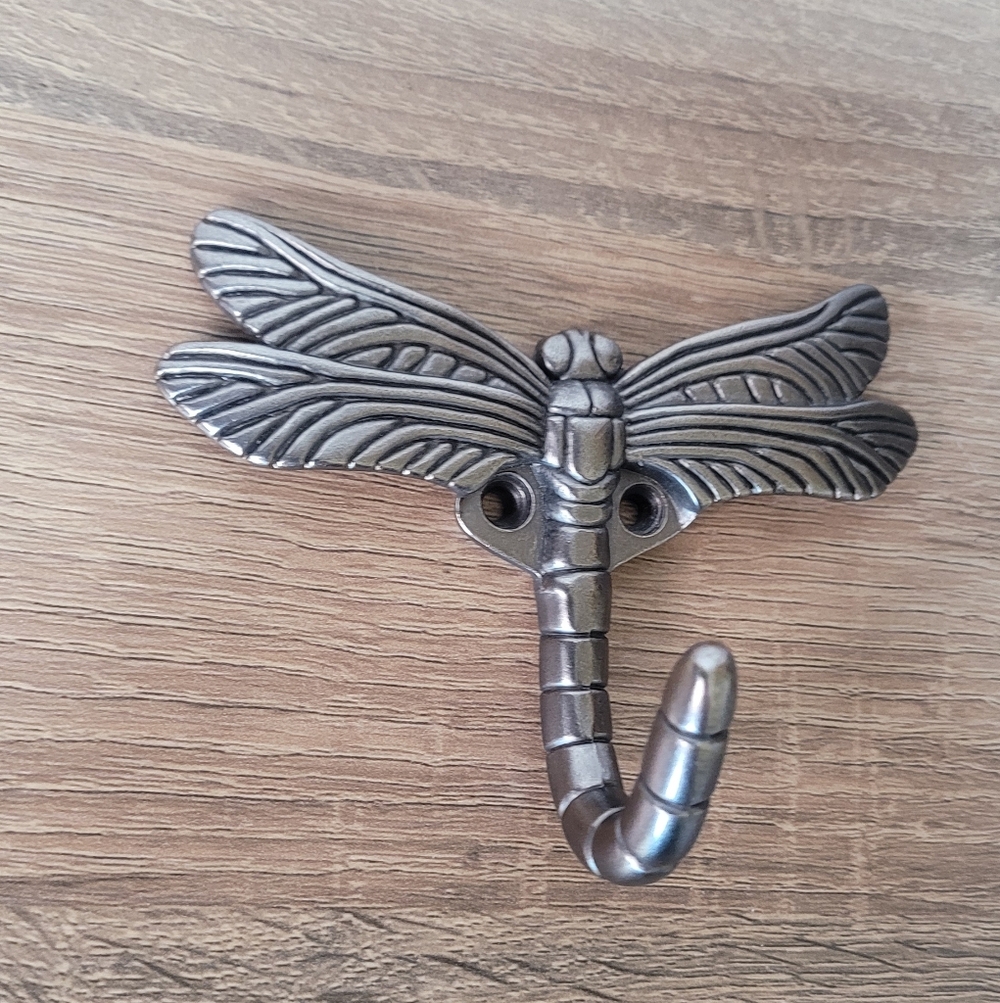 Elegant Metallic Dragonfly Wall Hook
